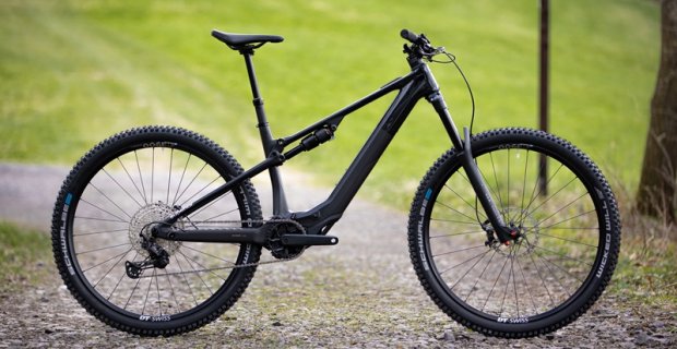 Lehký e-bike Superior iXF 9.7 v testu