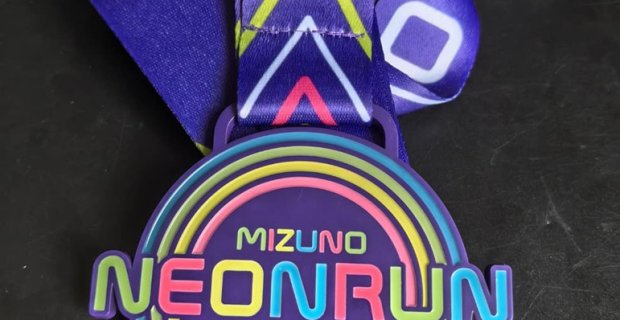 MIZUNO NEON RUN 2024 opět v Praze 6 na Vypichu