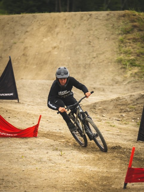 Teodor Kováč bral 6. místo na Crankworkx Innsbruck